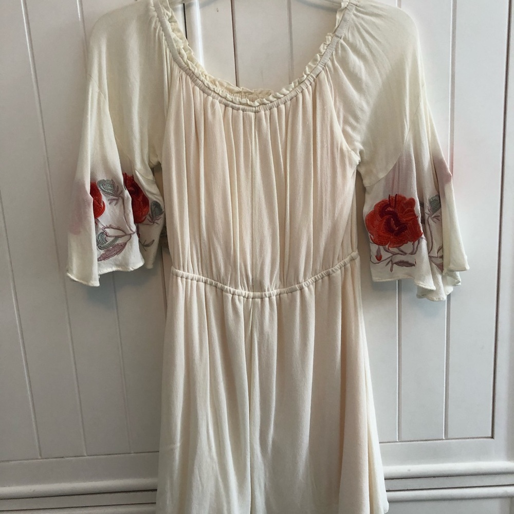 Flowy white off the shoulder dress